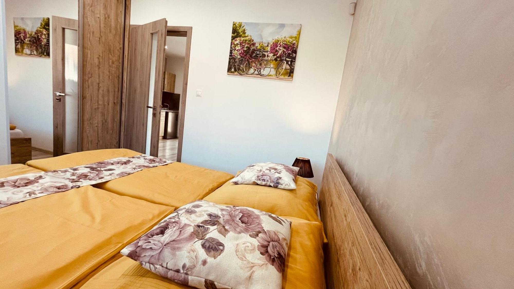 Eugen Apartman Veľký Meder Extérieur photo